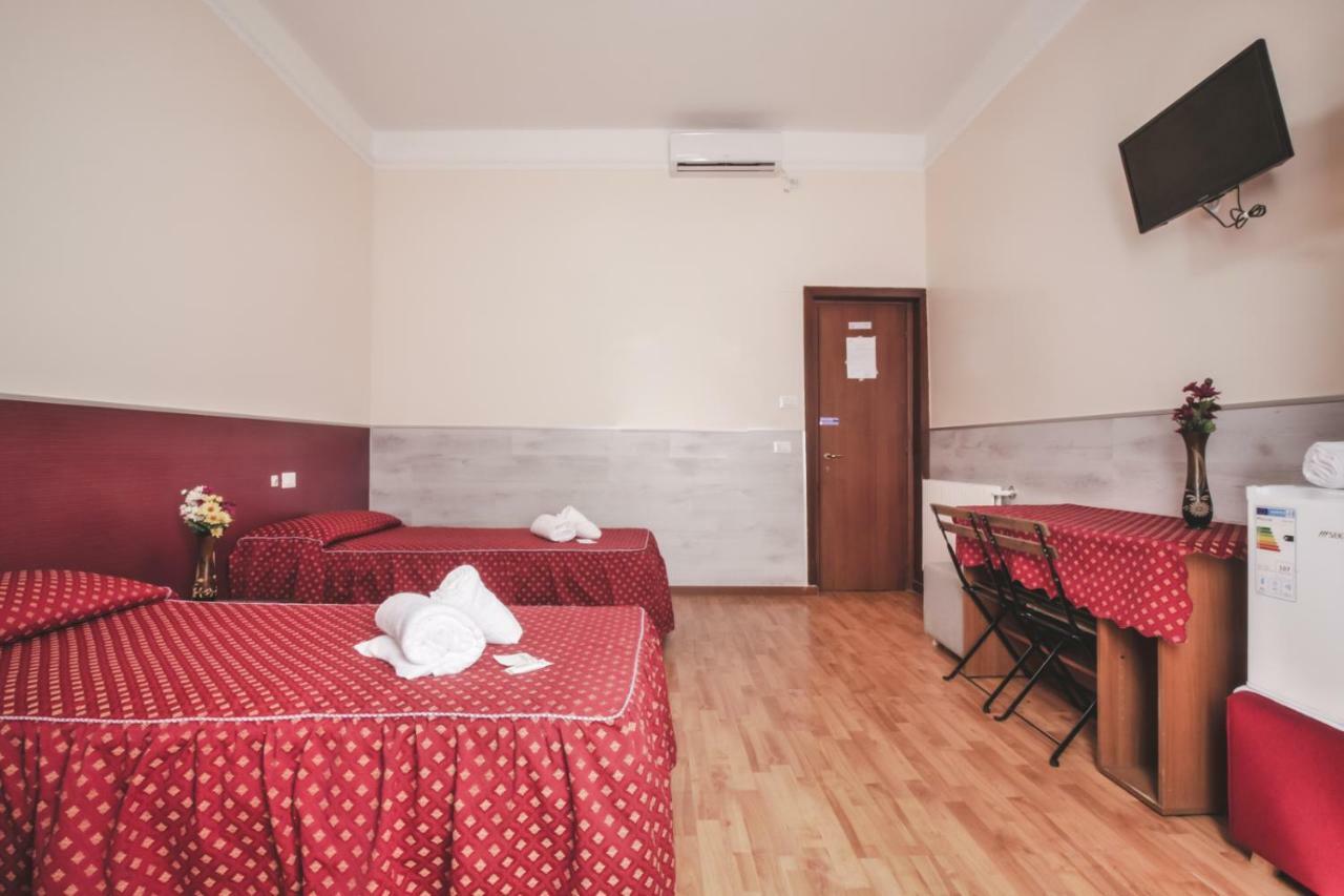 Vertex Guest House Roma Esterno foto