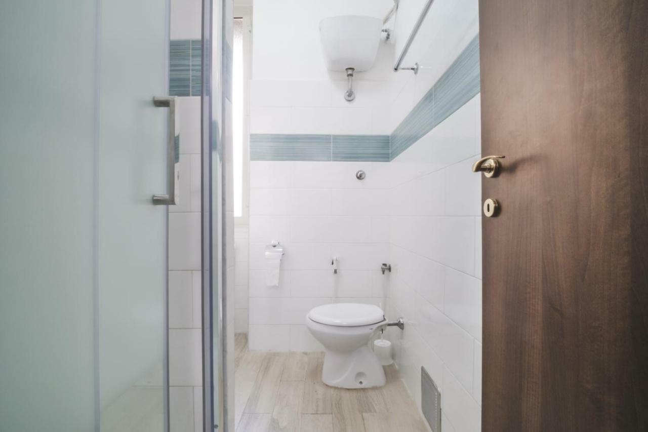 Vertex Guest House Roma Esterno foto