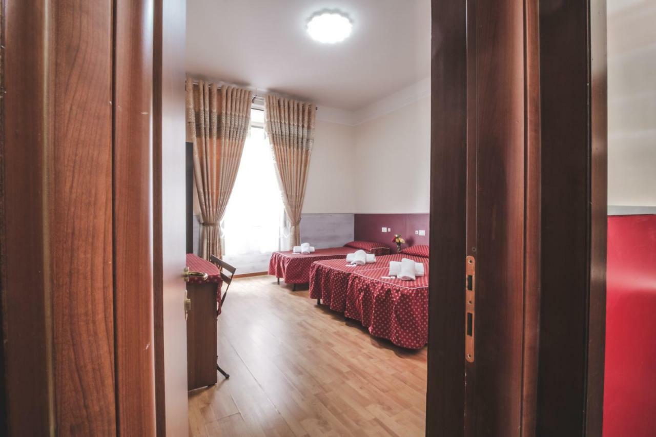Vertex Guest House Roma Esterno foto