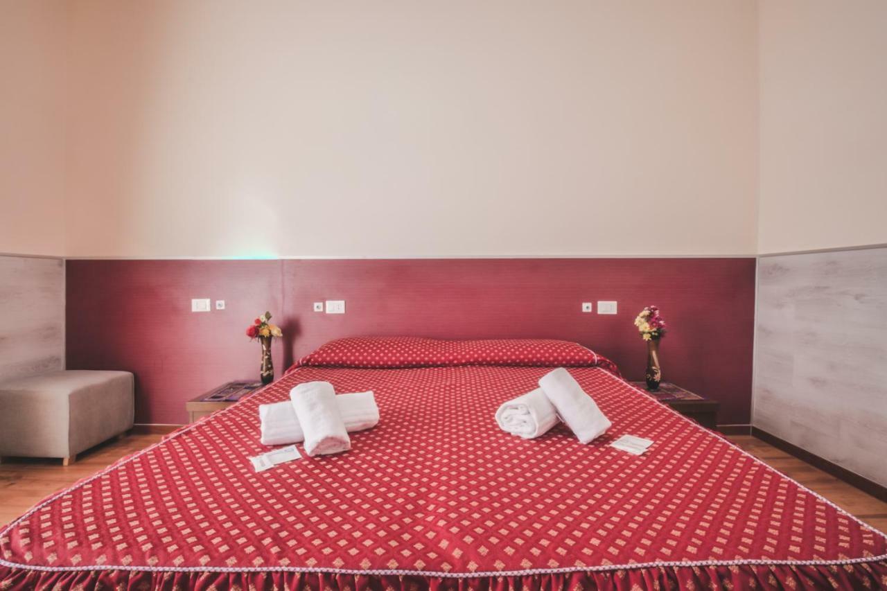 Vertex Guest House Roma Esterno foto